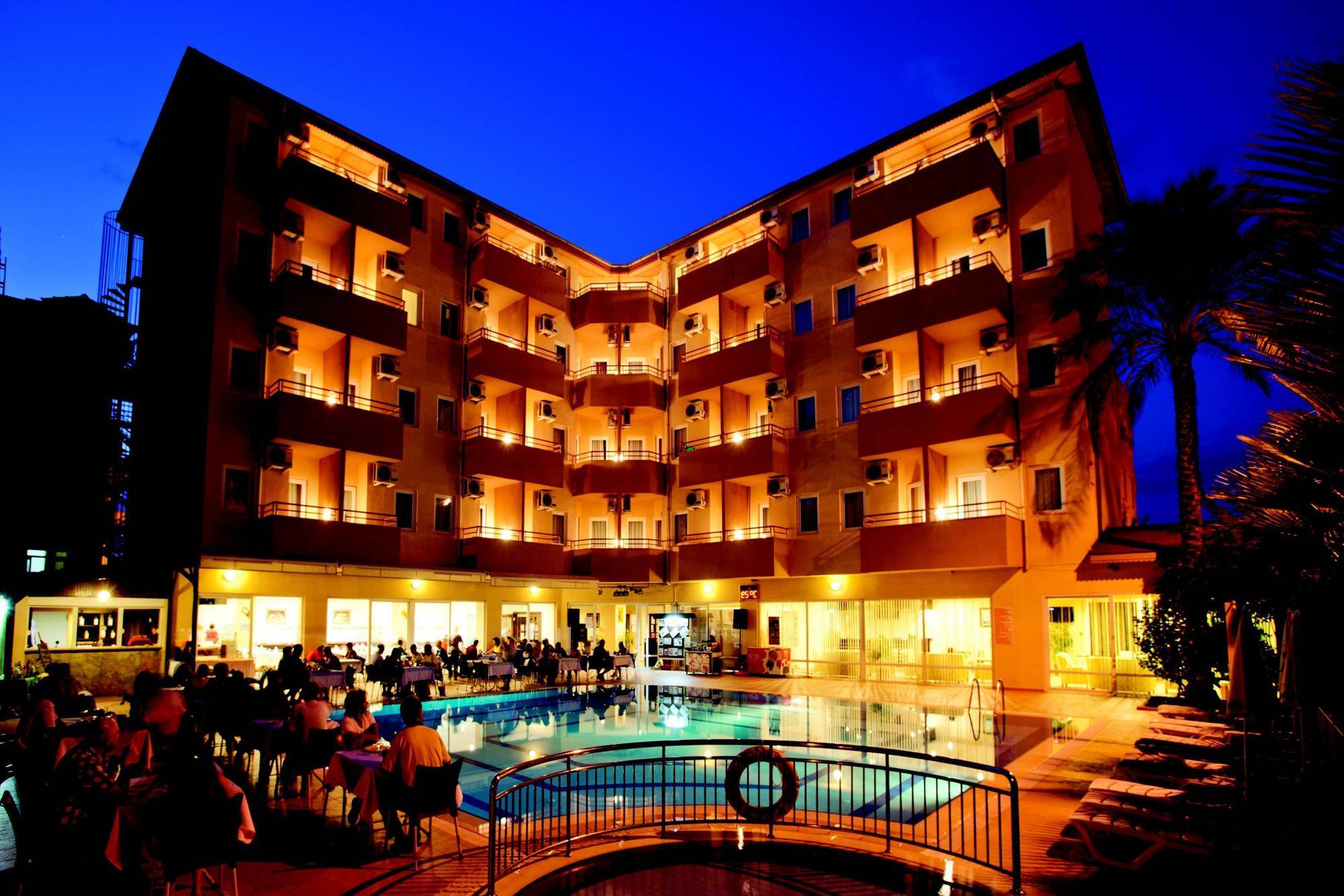 Helios Hotel Side Buitenkant foto